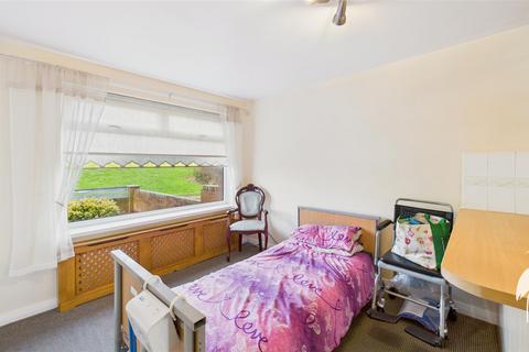 5 bedroom semi-detached house for sale, High Tree Close, Hall Farm, Sunderland