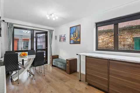 undefined, Gateway, Weybridge, Surrey, KT13