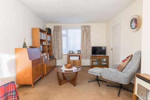 3 bedroom end of terrace house for sale, Paddockhurst Road, Crawley RH11