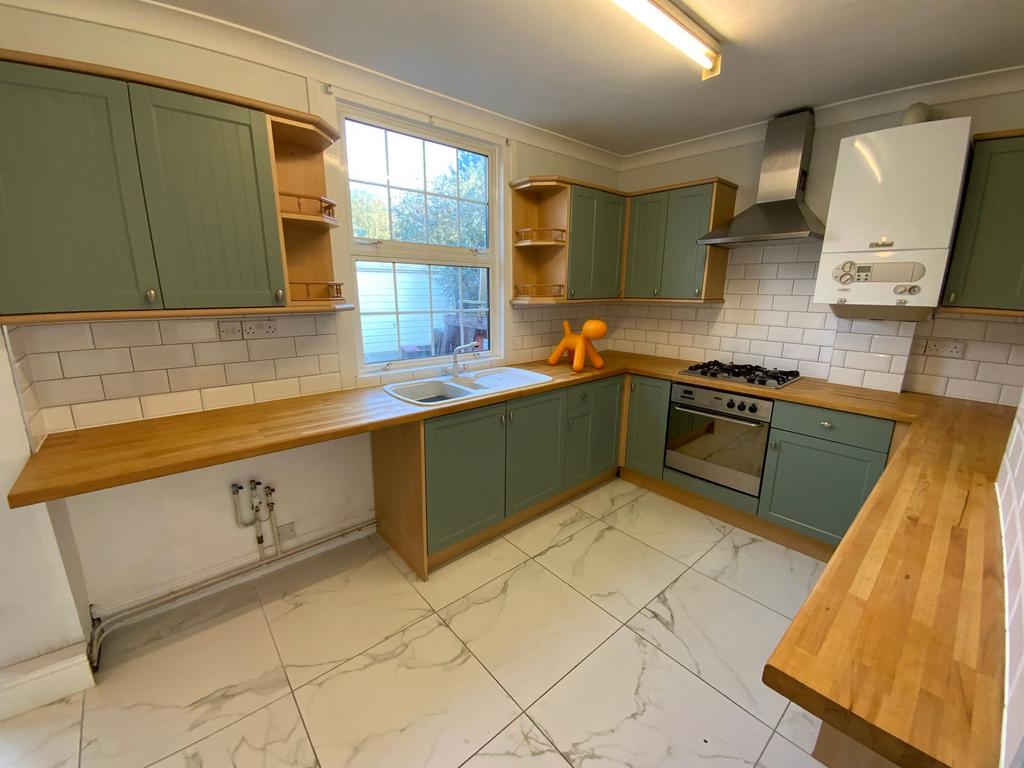 Kitchen 2
