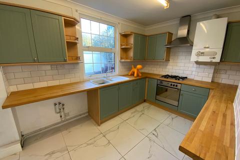 undefined, West Wycombe Road, High Wycombe, HP12