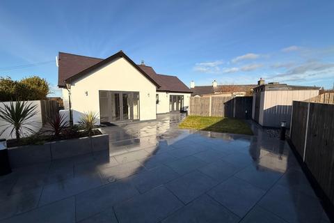 3 bedroom detached house for sale, Heol Yr Esgob, Llanon, SY23