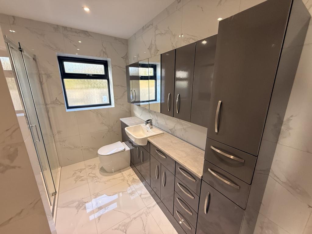 Downstairs Bathroom