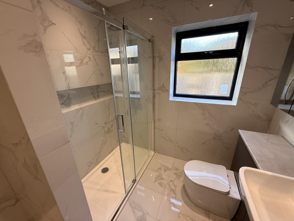Downstairs Bathroom