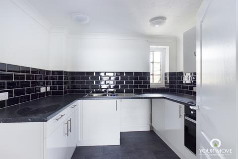 2 bedroom flat to rent, Fort Hill, Kent CT9