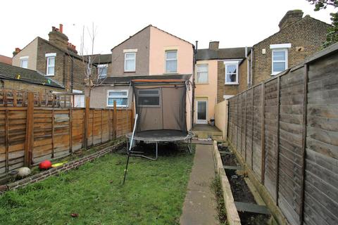 3 bedroom terraced house for sale, Hengist Road, Erith