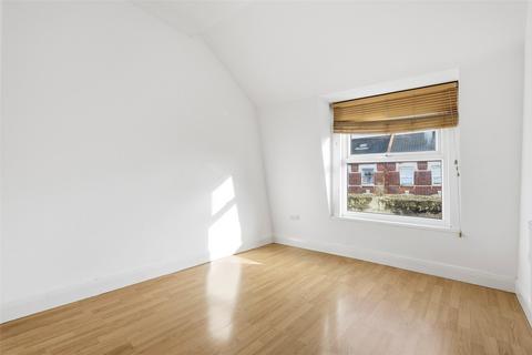 1 bedroom apartment to rent, Lea Bridge Road, London, E10