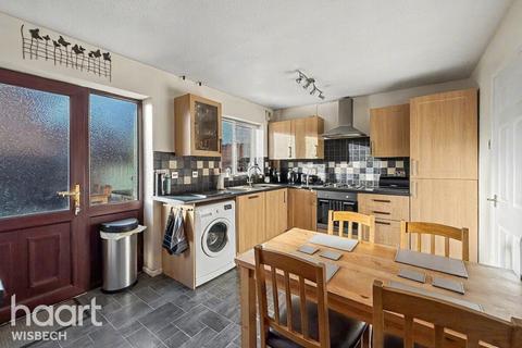 3 bedroom semi-detached house for sale, Peartree Way, Elm