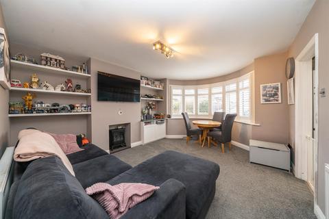 2 bedroom maisonette for sale, Malvern Way, Croxley Green, Rickmansworth