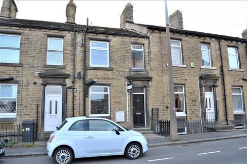 2 bedroom house to rent, Thorncliffe Street, Huddersfield HD3