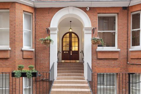 undefined, Buckingham Gate, London SW1E