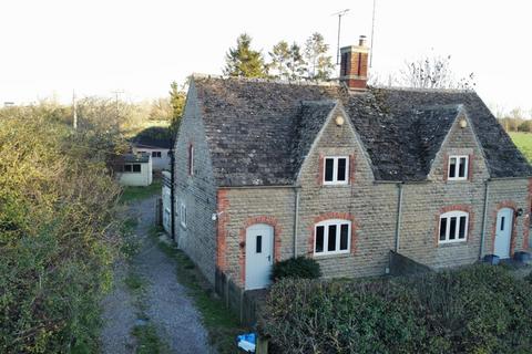 Siddington, Cirencester, Gloucestershire, GL7