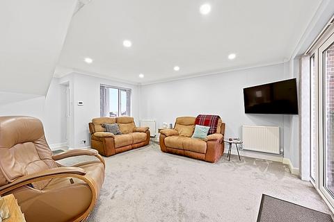 3 bedroom link detached house for sale, Kilnfield, Ongar, CM5