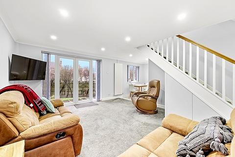 3 bedroom link detached house for sale, Kilnfield, Ongar, CM5