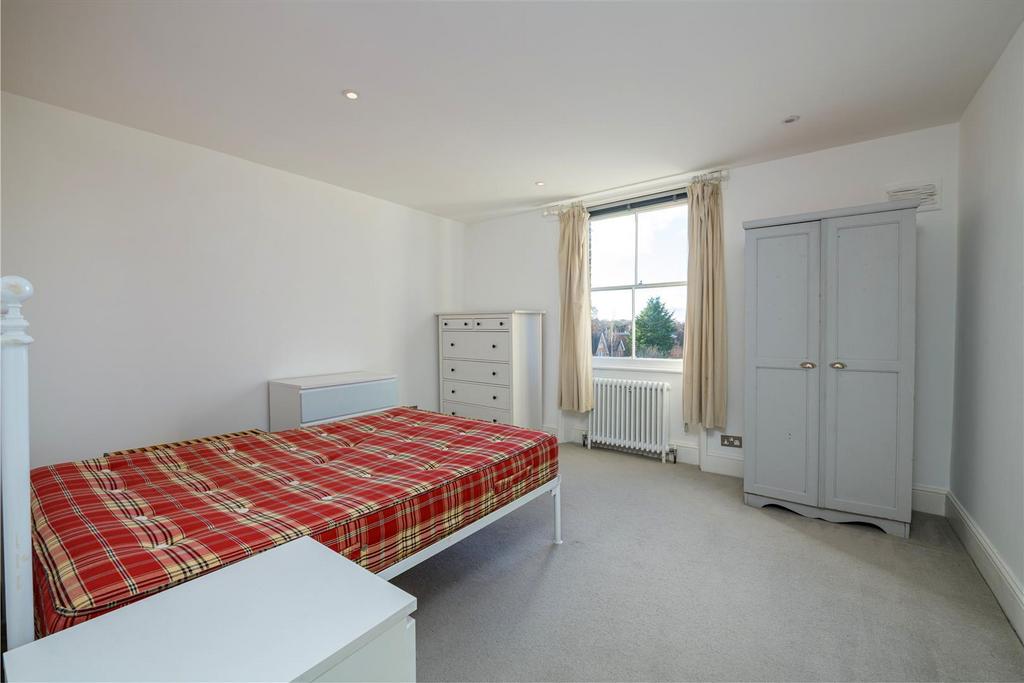 1d Ravenna Rd Bed 3.jpg