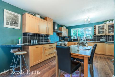 4 bedroom detached house for sale, Reedfield, Lancashire BB10