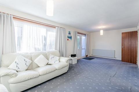 3 bedroom terraced house for sale, Esk Drive, Livingston, EH54