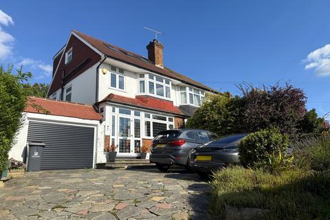 Cloonmore Avenue, Orpington, BR6