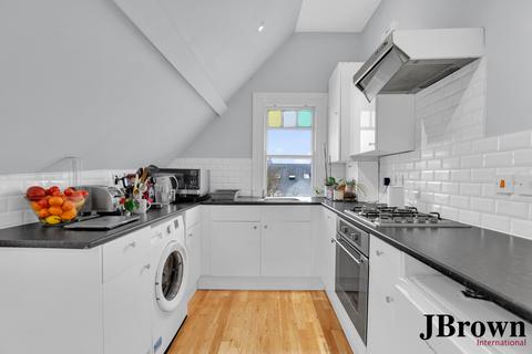 1 bedroom apartment for sale, Gleneagle Road, Streatham, SW16