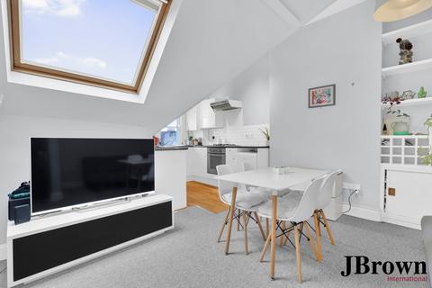 1 bedroom apartment for sale, Gleneagle Road, Streatham, SW16