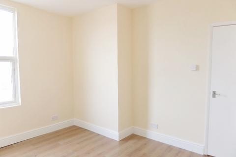 1 bedroom flat to rent, 106 Portland Road, London SE25