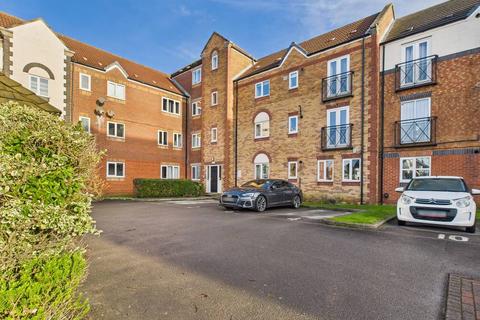3 bedroom apartment for sale, Axholme Court, Hull, HU9 1PN