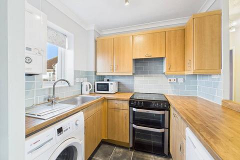 3 bedroom apartment for sale, Axholme Court, Hull, HU9 1PN