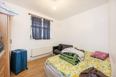 4 bedroom flat for sale, Teale Street, Tower Hamlets, London, E2