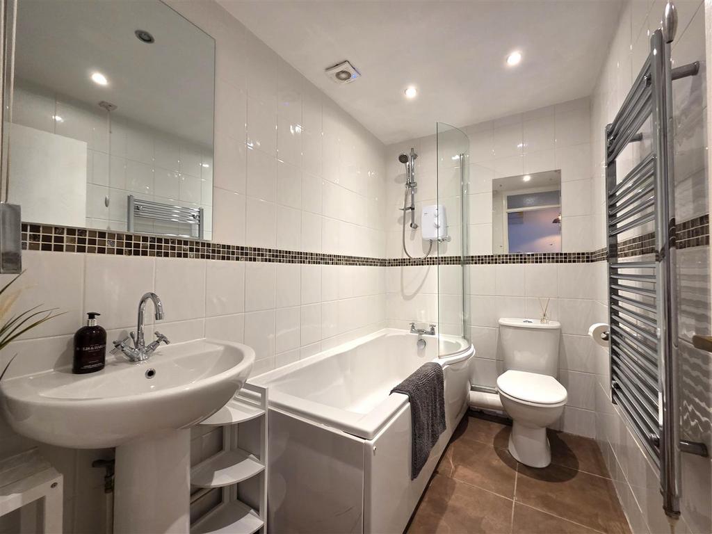 Bath.jpg