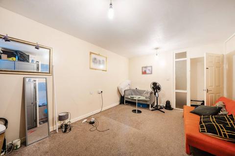 1 bedroom flat for sale, Hevelius Close, Greenwich, London, SE10