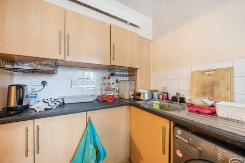 1 bedroom flat for sale, Hevelius Close, Greenwich, London, SE10