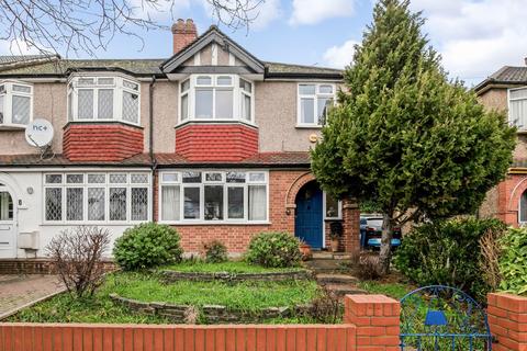 3 bedroom semi-detached house for sale, Wadham Gardens, Greenford UB6
