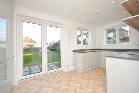 3 bedroom semi-detached house for sale, Maynard Avenue, Margate