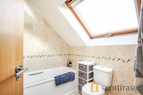 2 bedroom flat to rent, Beaumont Court, The Avenue, OX1