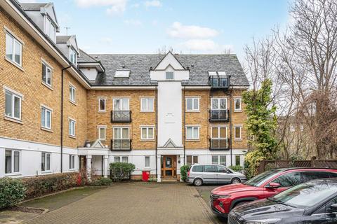 2 bedroom flat for sale, Lee Road, Blackheath, London, SE3