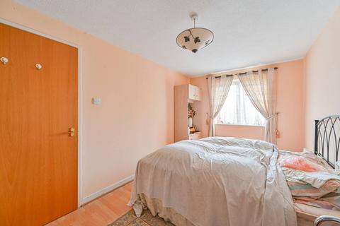 2 bedroom flat for sale, Lee Road, Blackheath, London, SE3