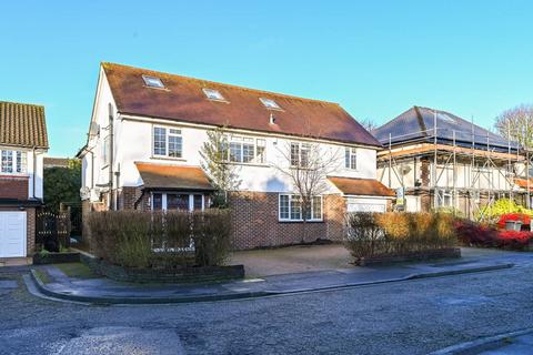 6 bedroom detached house for sale, Hermitage Close, South Woodford, London, E18