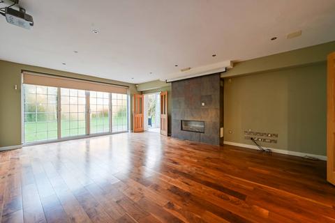 6 bedroom detached house for sale, Hermitage Close, South Woodford, London, E18