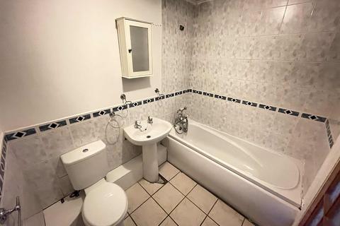 2 bedroom flat to rent, Farm View House, Lamb Street, Cramlington