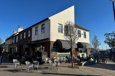 undefined, The Junction, East Street, Shoreham-by-Sea