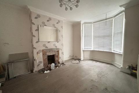 2 bedroom property for sale, Walkden Road, Manchester M28
