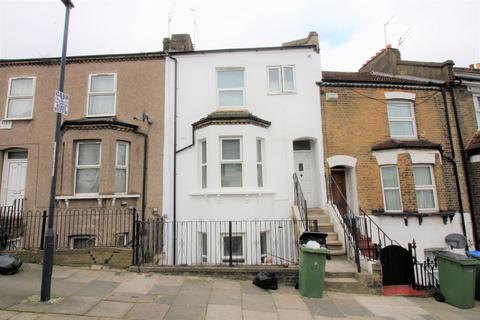 1 bedroom apartment to rent, 62 Waverley Road, Greater London SE18