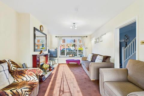 3 bedroom semi-detached house for sale, Eastfield Crescent, Leeds LS26