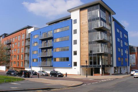 Studio to rent, Sinope, 26 Ryland Street