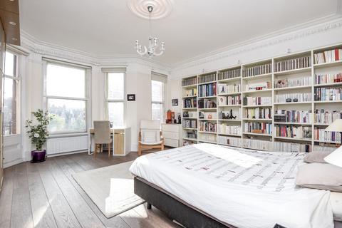 4 bedroom flat to rent, West End Lane, West Hampstead, London, NW6
