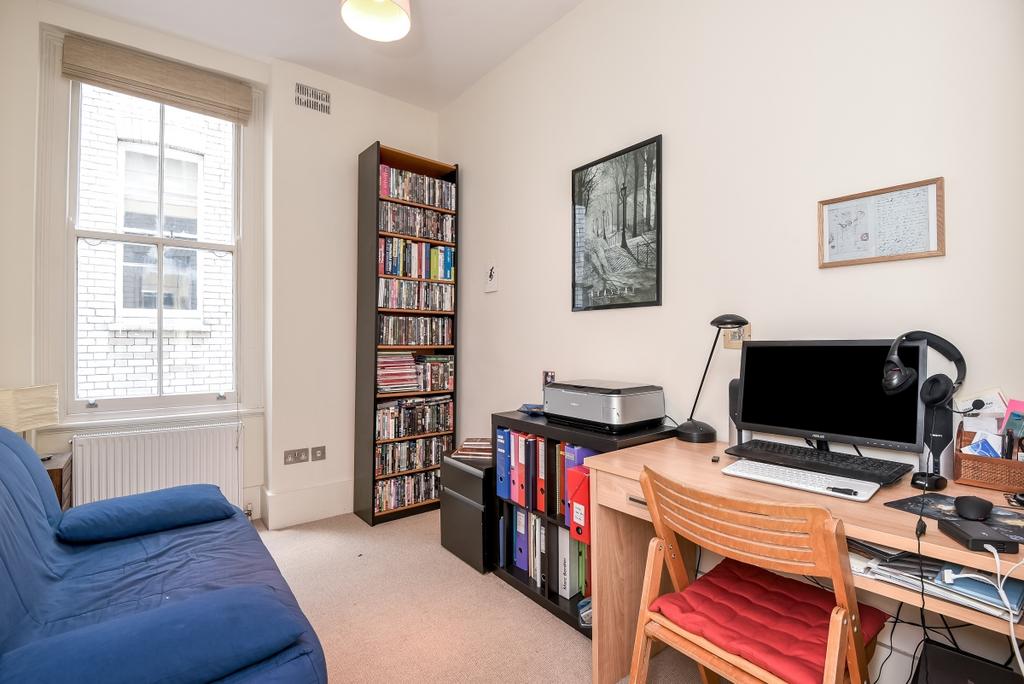 Samller bedroom