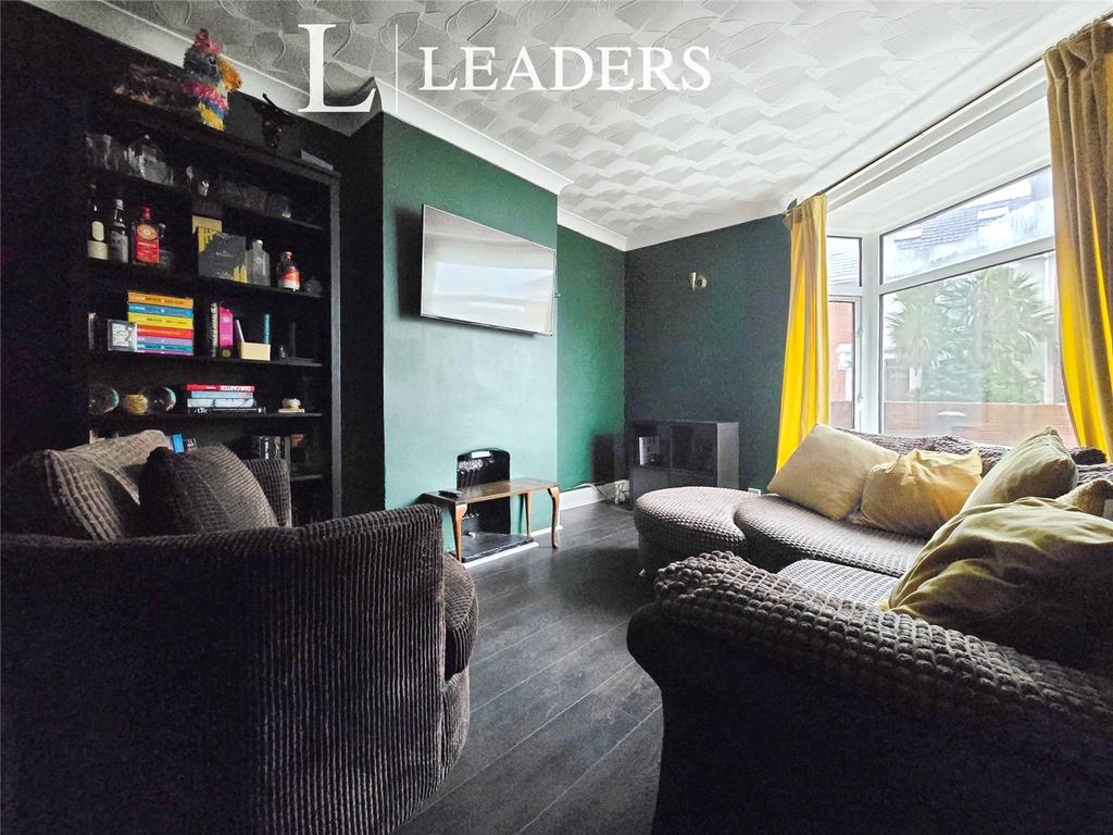 Seperate Lounge