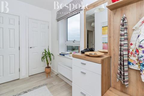 1 bedroom flat for sale, Bolton Drive, Reading RG2