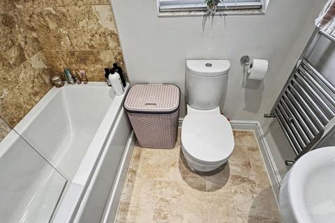 4 bedroom detached house for sale, Honey Spot Crescent, Widnes