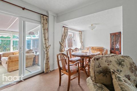 undefined, Trinity Close, Bedford